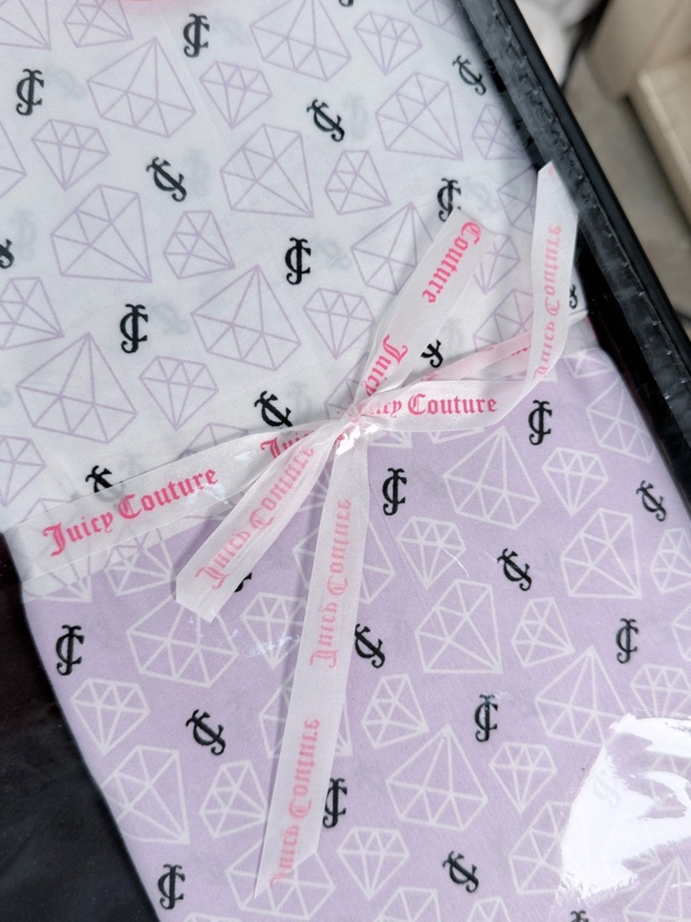 Juicy Couture Queen Reversible Bedding Set 8 Piece Comforter Sheet Set Glam - Picture 6 of 9